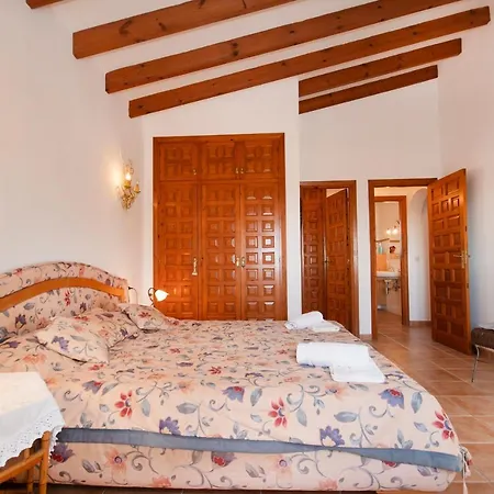 Heno, Beautiful Detached With Large Private Pool - By Villamar Calpe